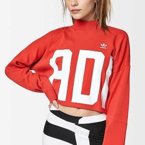 Adidas NWOT long sleeve crop sweater